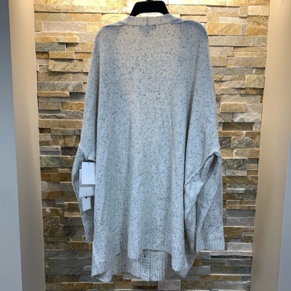 Treasure & Bond Reverse Stitch Cardigan - Picture 2 of 6